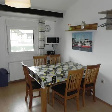 Freistehendes In 2reihe Am Holiday home Butjadingen